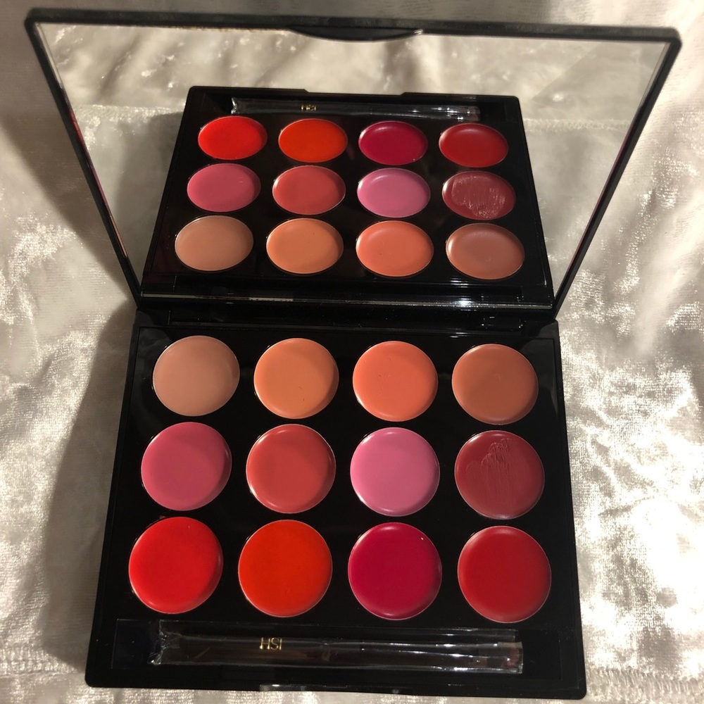 ISH Lip Palette with Brush